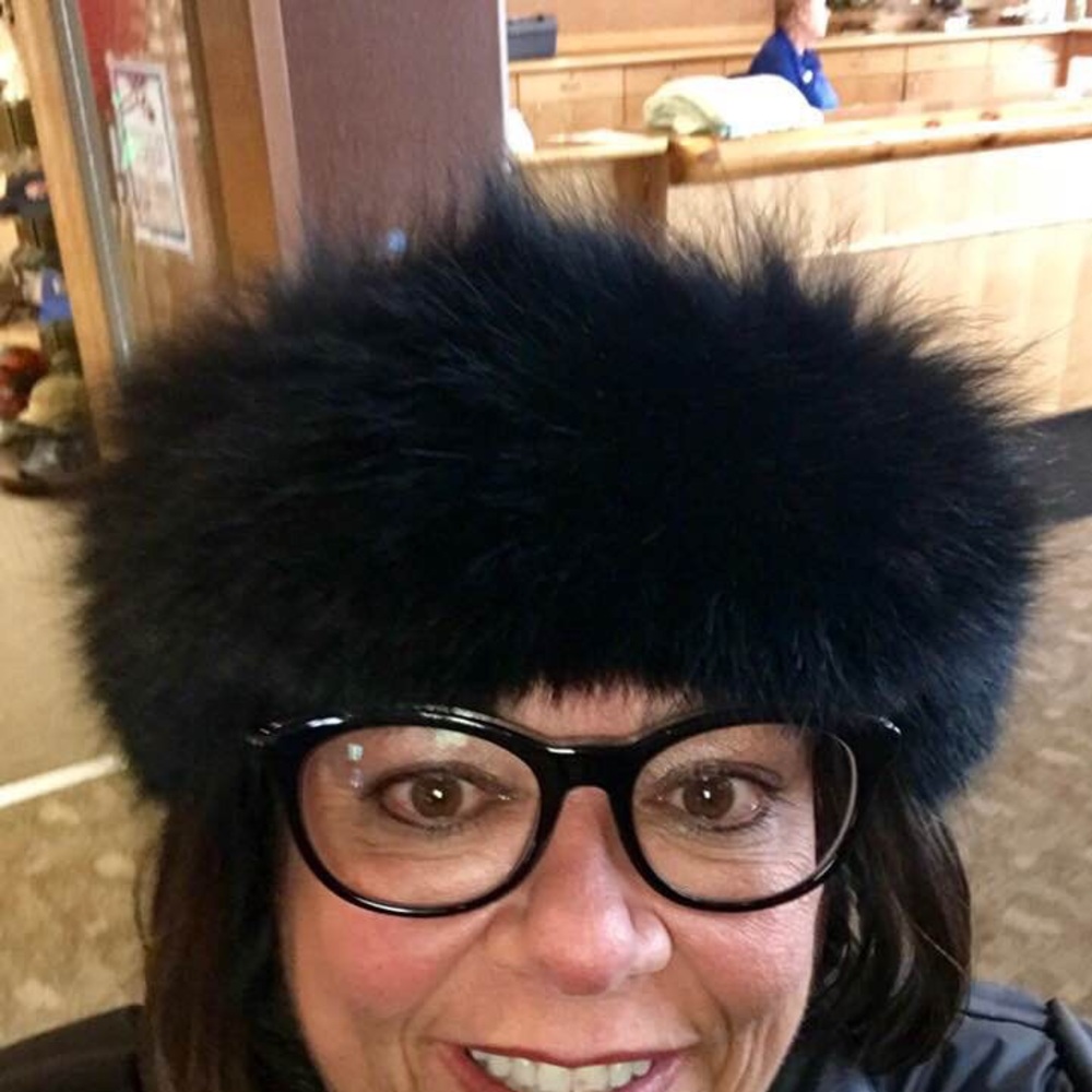 Meet your Posher, Lynn